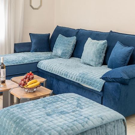 Monambeles Villas スヴォロナータ エクステリア 写真