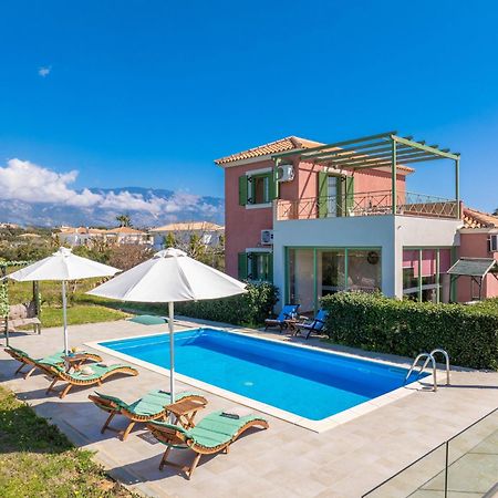Monambeles Villas スヴォロナータ エクステリア 写真