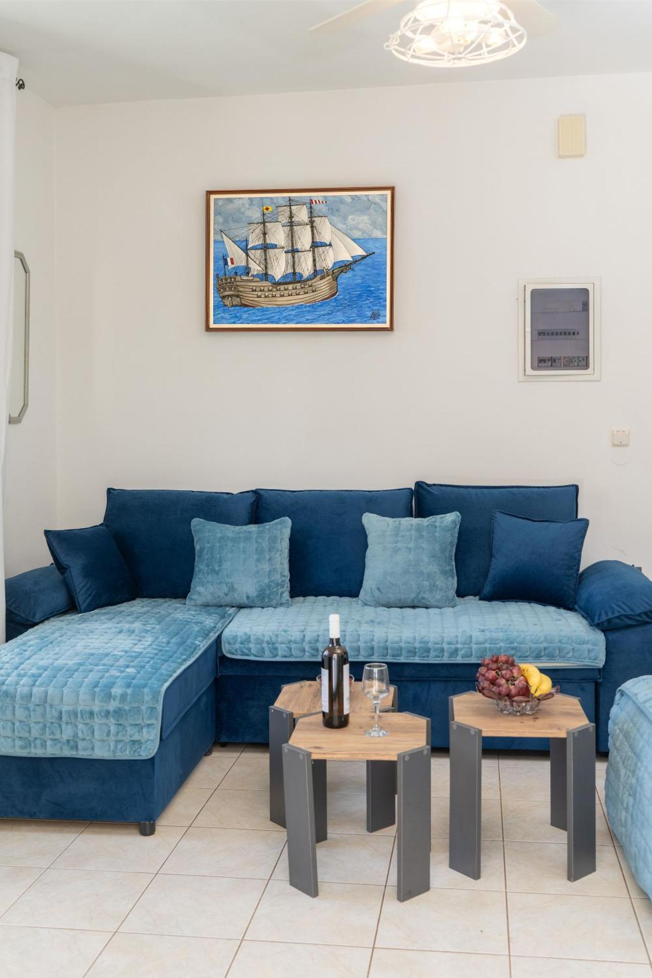 Monambeles Villas スヴォロナータ エクステリア 写真