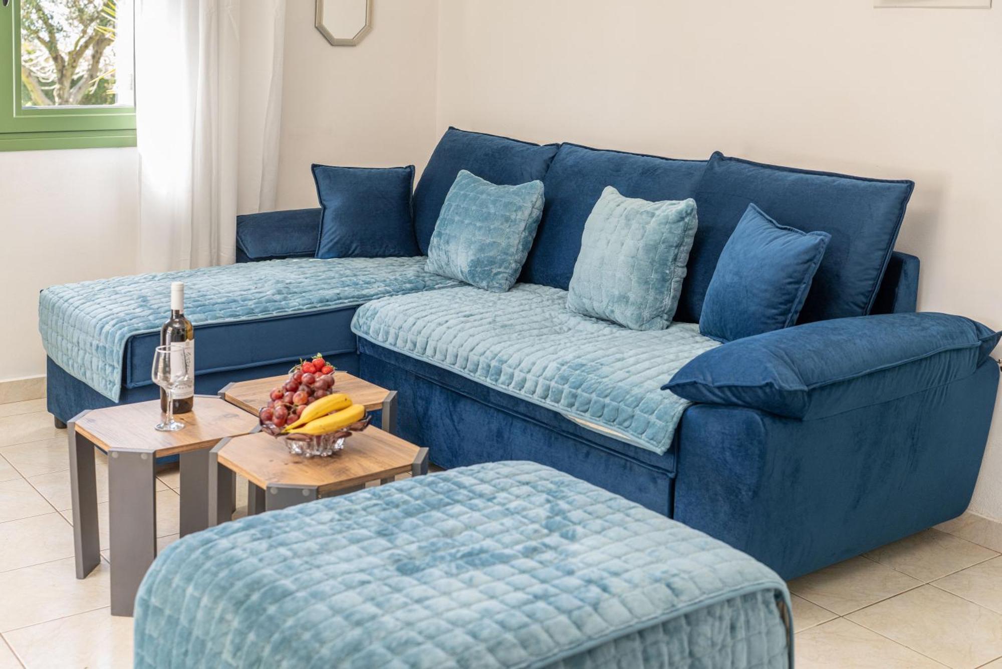 Monambeles Villas スヴォロナータ エクステリア 写真